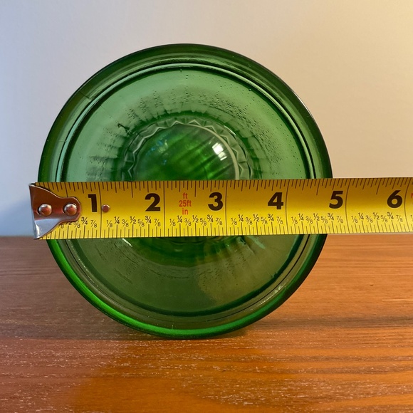 Vintage E.O. Brody Company Ribbed Green Glass Flower Vase 9.5” - Picture 15 of 16